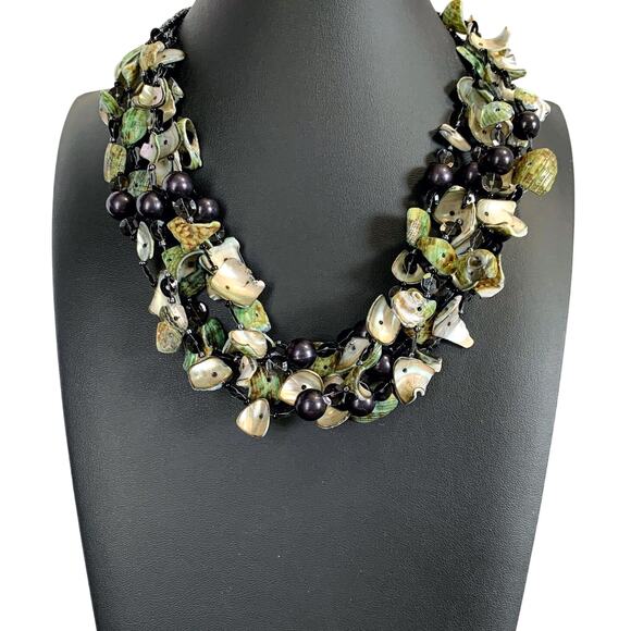 Vintage Elegant Multi-Strand Shell Necklace Green and Black - Picture 1 of 7